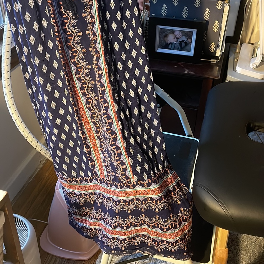 PINK ROSE Maxi Dress - Picture 2 of 6